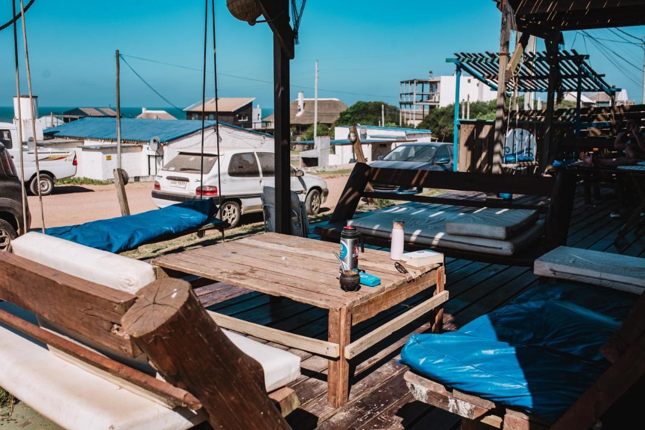 Mar De Fondo Hostel Punta Del Diablo Extérieur photo